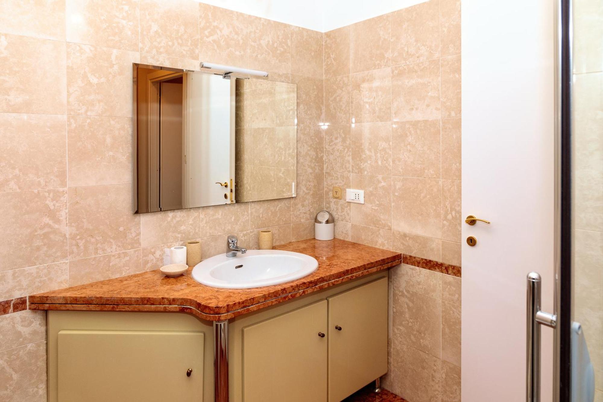 Saint Charles Apartment โบโลญญา ภายนอก รูปภาพ